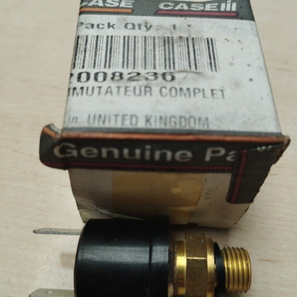 82008236 CONMUTADOR