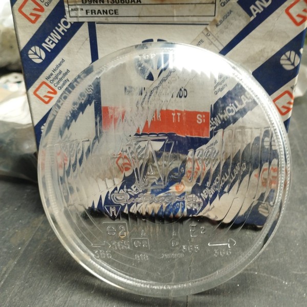 83924424 OPTICA FARO CRISTAL A=D9NN13060AA (GLASS) A=81822193 (LENS)