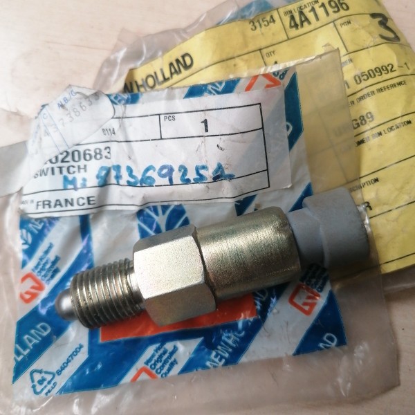 87369251 CONTACTOR LARGAS A=82020683
