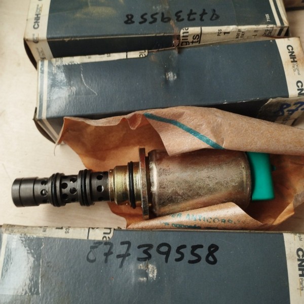 87739558 ELECTROVALVULA A=5196873 A= 5195038