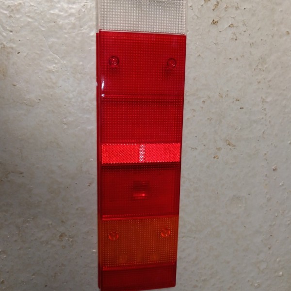 93161844 CATADIOPTRICO